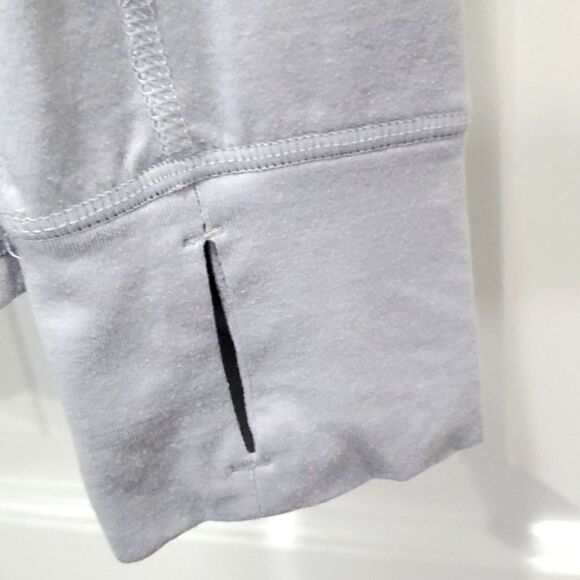 Old Navy Active, Go Dry, Zip Up Running Jacket , Size Medium - Picture 3 of 6